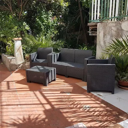 לינה וארוחת בוקר A Do' Cumparone