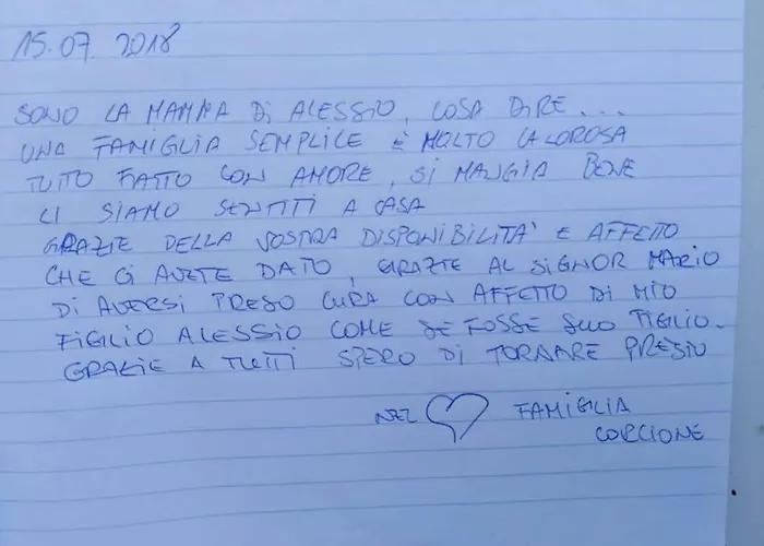 Alojamento de Acomodação e Pequeno-almoço A Do' Cumparone 3*