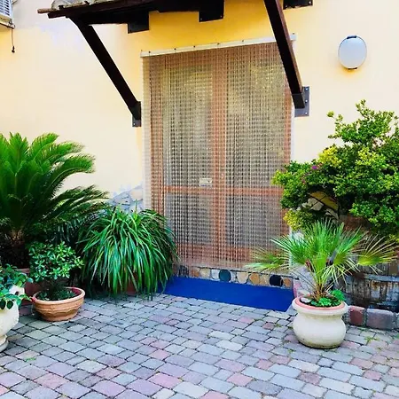 A Do' Cumparone Bed & Breakfast